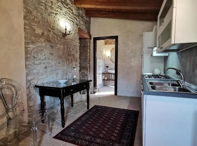 L'antica Dimora - Suites&apartments Affittacamere Màndas