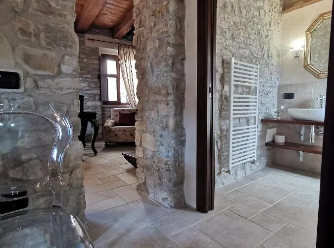 L'antica Dimora - Suites&apartments Affittacamere 3*